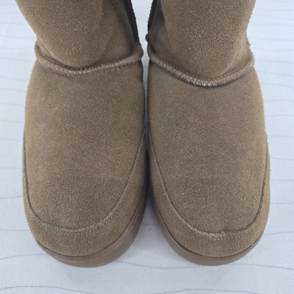 Bearpaw Unisex Brandy Brown Suede Shearling Lined Boots Size 6/7 NEW - Picture 4 of 13